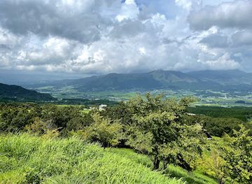 japan/kyushu/attraction/green-road-south-aso-viewing-deck