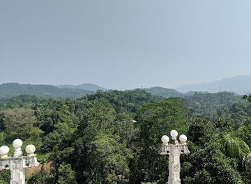 sri-lanka/central-province/attraction/ranawana-purana-rajamaha-viharaya