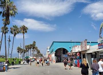 california/burbank/attraction/venice-beach-recreation-center