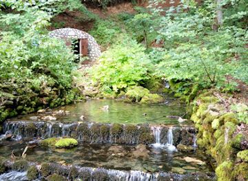 slovakia/slovak-karst-national-park/attraction/krasnohorska-jaskyna-cave-trailhead