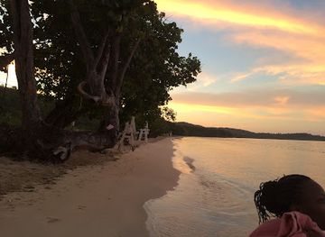 jamaica/south-coast/attraction/bluefields-beach