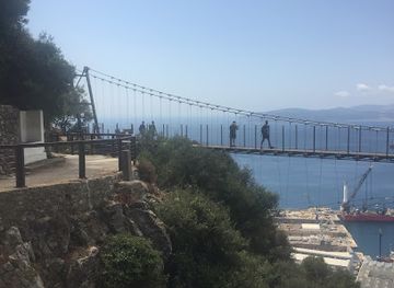 gibraltar/queen-s-road/attraction/hayne-s-cave-battery