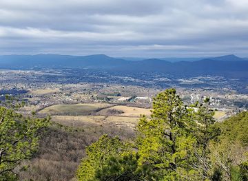 virginia/roanoke/attraction/read-mountain-preserve