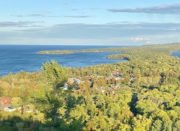 michigan/copper-harbor/attraction/brockway-mountain-lookout