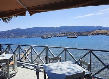 greece/saronic-gulf-islands/attraction/poros-beach