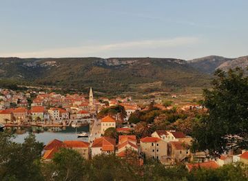 croatia/central-croatia/attraction/hvar-za-krizem-central-dalmatia-croatia-theme-trails