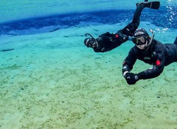 iceland/borgarnes/attraction/arctic-adventures-silfra-fissure