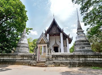 thailand/ayutthaya-province/attraction/wat-thammaram