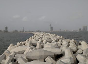 pakistan/karachi/attraction/sapt-oyster-rocks