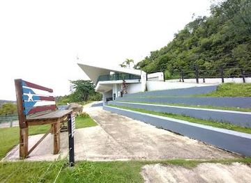 puerto-rico/ponce/attraction/paseo-lineal-juan-antonio-corretjer