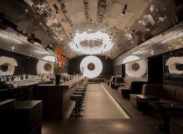 germany/potsdam/attraction/tausend