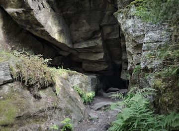 finland/south-karelia/attraction/kommeli-caves