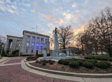north-carolina/raleigh/attraction/war-memorial