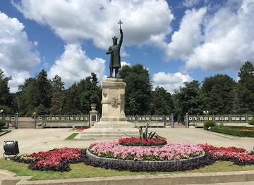 moldova/rezina-hills-natural-monument/attraction/stephen-the-great-central-park