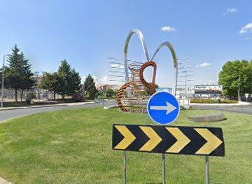 portugal/braganca/attraction/rotunda-da-cantarinha