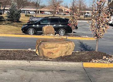 nebraska/southwest-nebraska/attraction/the-west-maple-rock-world-famous