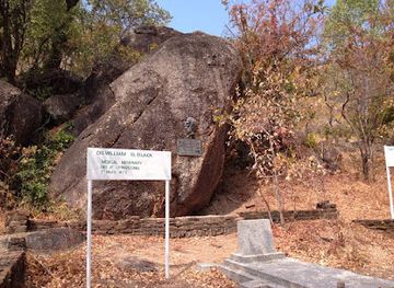 malawi/mangochi/attraction/missionary-graves
