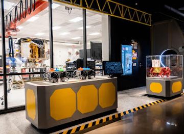 pennsylvania/pittsburgh/attraction/moonshot-museum