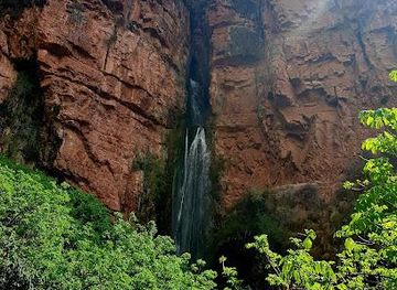 peru/cusco/attraction/perolniyoc-waterfall
