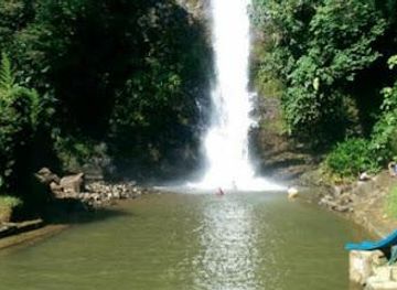 colombia/cali/attraction/chorrera-del-indio