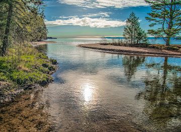 wisconsin/madeline-island/attraction/big-bay-town-park-town-of-la-pointe