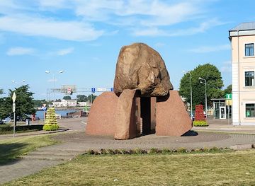 latvia/ventspils/attraction/jurakmens