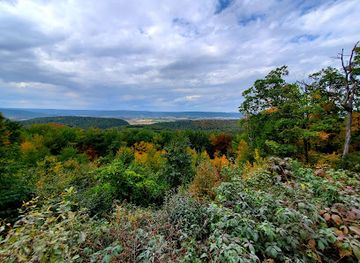 pennsylvania/appalachian-mountains/attraction/poe-valley-state-park