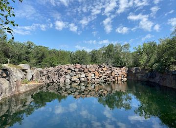 minnesota/southeastern-minnesota/attraction/quarry-park-and-nature-preserve
