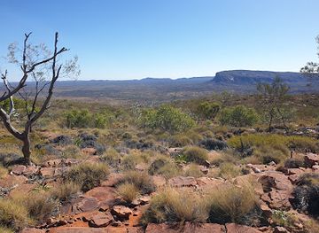 australia/red-centre/attraction/trephina-gorge
