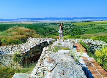 bulgaria/thrace/attraction/markeli