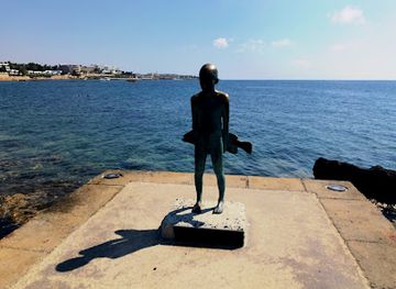 cyprus/tombs-of-the-kings/attraction/the-little-fisherman