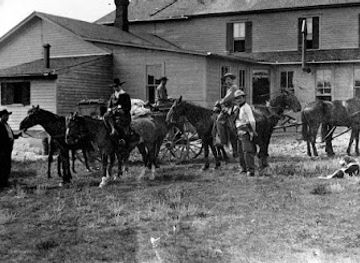 north-dakota/missouri-plateau/attraction/chateau-de-mores-state-historic-site