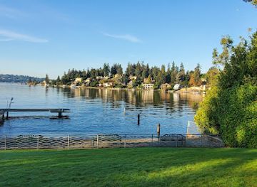 washington/bellevue/attraction/clyde-beach-park
