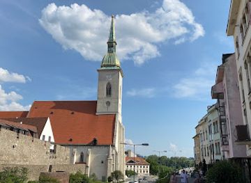 slovakia/bratislava-region/attraction/st-martin-s-cathedral