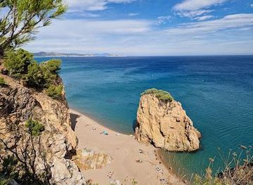 spain/girona/attraction/platja-de-l-illa-roja