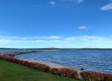 michigan/harbor-springs/attraction/bayfront-park