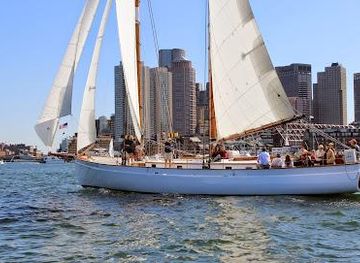 massachusetts/cape-ann/attraction/classic-harbor-line-boston