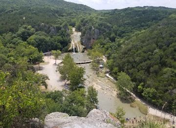 oklahoma/turner-falls-park/attraction/scenic-turnaround-turner-falls
