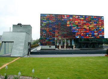 netherlands/vechtstreek/attraction/netherlands-institute-for-sound-and-vision