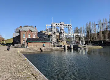 Lift No. 4 Old Canal Du Center