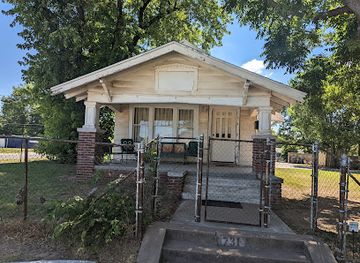The Outsiders House Museum