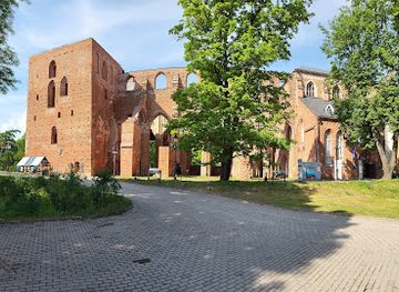 estonia/setomaa/attraction/ruins-of-tartu-cathedral