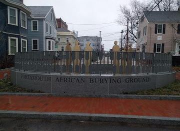 maine/kennebunkport/attraction/african-burying-ground-memorial