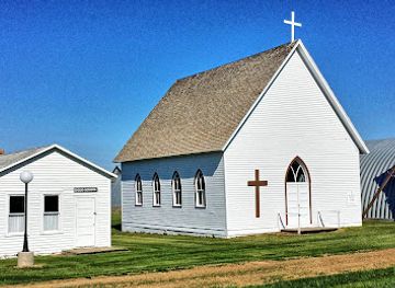 montana/the-missouri-river-country/attraction/pioneer-town