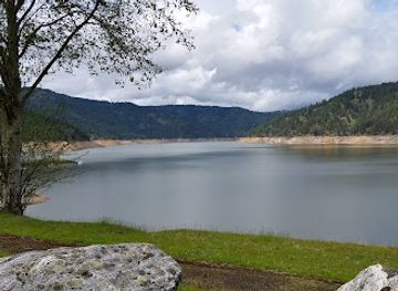 idaho/clearwater/attraction/dworshak-dam-reservoir