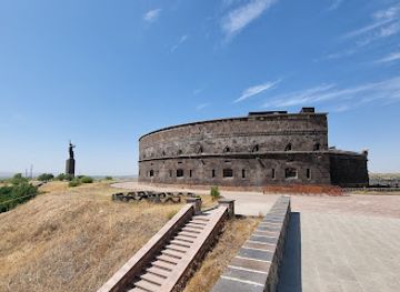armenia/arpi-lake/attraction/black-fortress