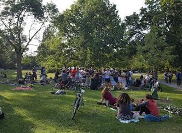 canada/toronto/attraction/trinity-bellwoods-park