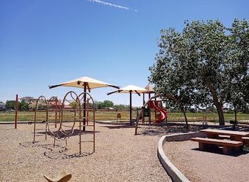 new-mexico/los-alamos/attraction/frenchy-s-field-santa-fe-river-trail