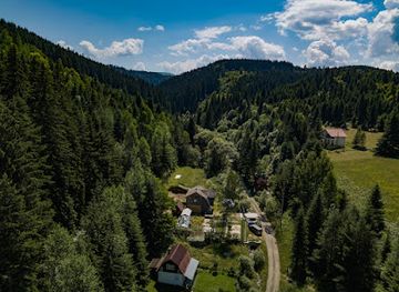 romania/harghita/attraction/teren-si-cabana