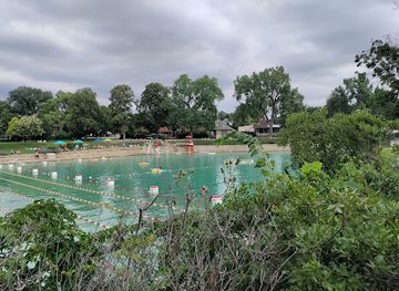 illinois/naperville/attraction/centennial-park